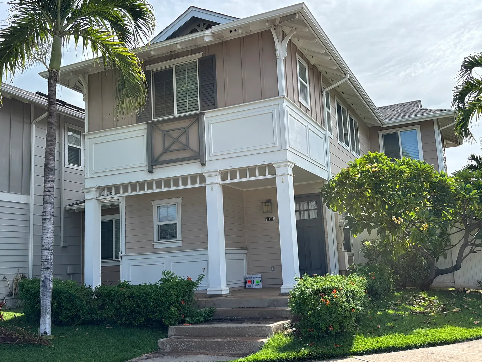 4 bed, 3.0 bath, 1560 sqft, $3,750 — Photo 1