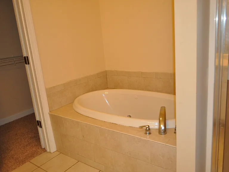 304 Palm Ave — Photo 4