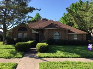 2514 Pepperidge Dr, Garland, TX 75044