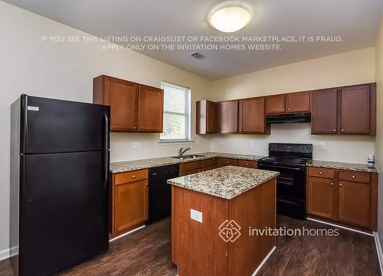 3467 Rosebud Park Dr — Photo 10