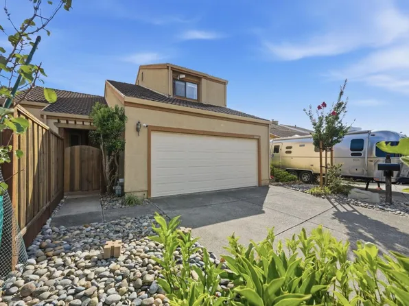 28169 Riggs Ct, Hayward, CA 94542