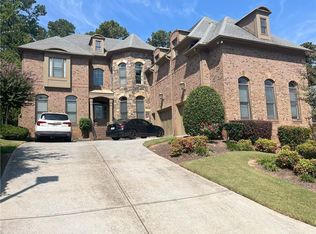 812 Stratford Ct, Sandy Springs, GA 30350