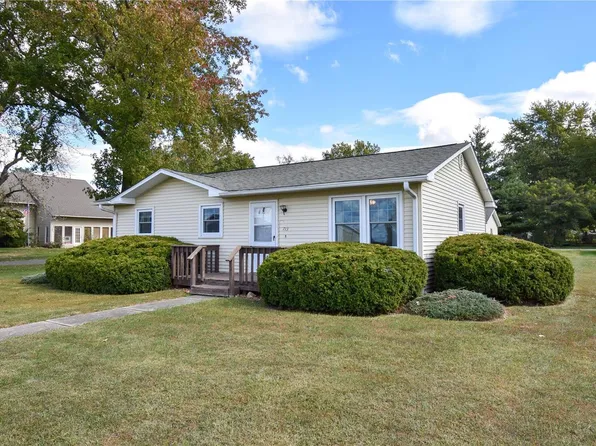 713 Western Ave, Gillespie, IL 62033