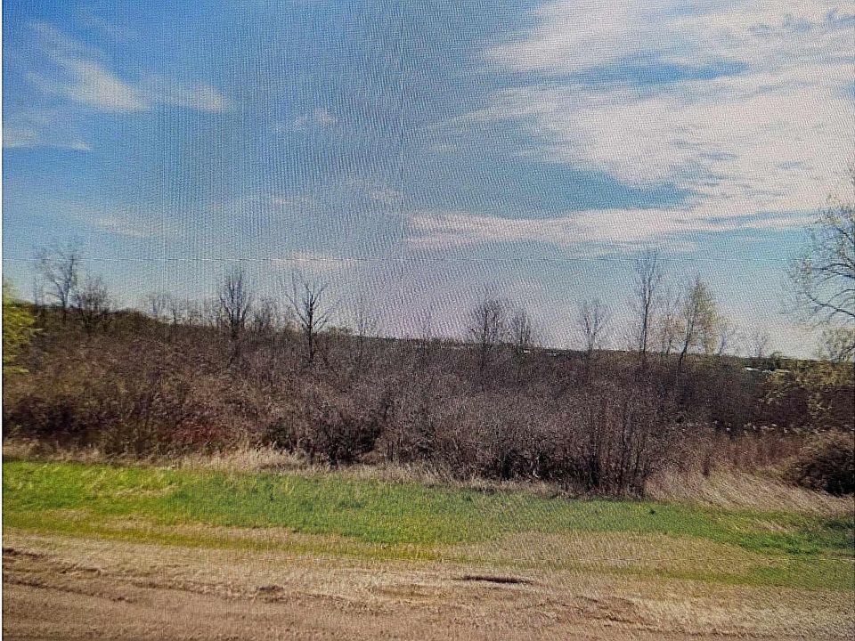 2nd image of 65900 Powell Rd