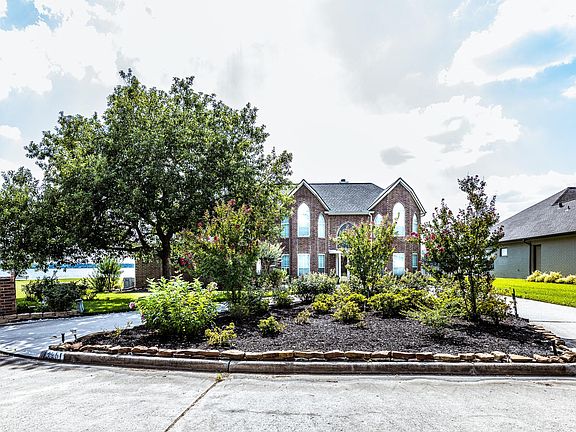 4th image of 7251 Kingston Cove Ln
