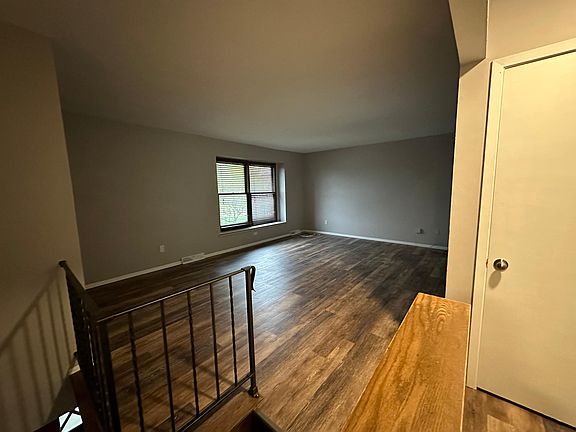 5th image of 113 Madison Ct #113