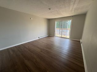 61 Warwick St #F, New Haven, CT 06513