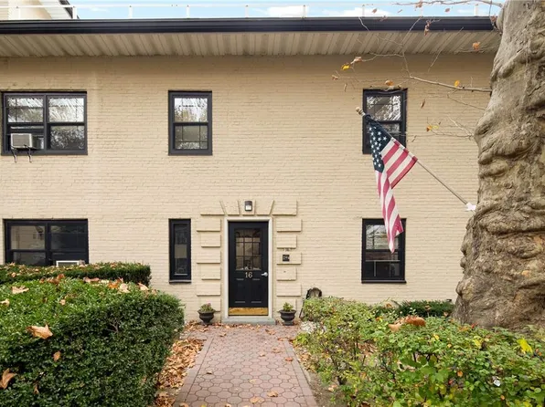 16 Field End Lane #C1, Eastchester, NY 10709