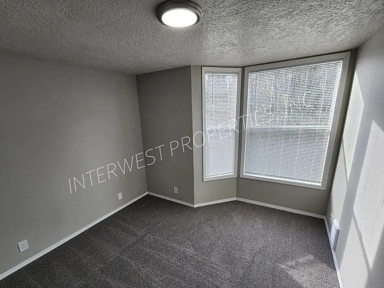 1525 SW 14th Ave #6 — Photo 14