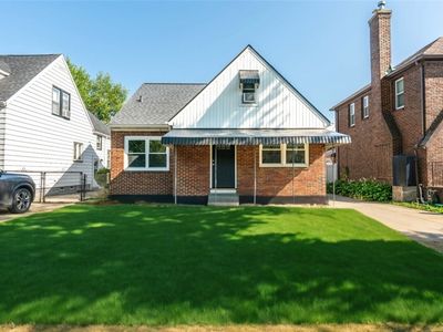 192 Culver Rd, Buffalo, NY, 14220