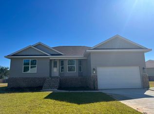 2129 Trevor Cir, Milton, FL 32583