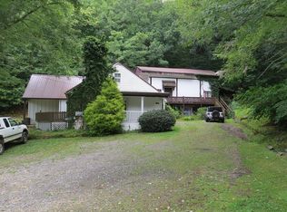 213 Reservoir Rd, Burnsville, NC 28714