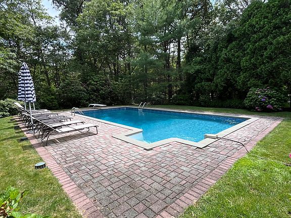 5th image of 3 Cherry Blossom Ln