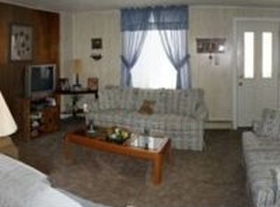 1318 3rd St, Catasauqua, PA