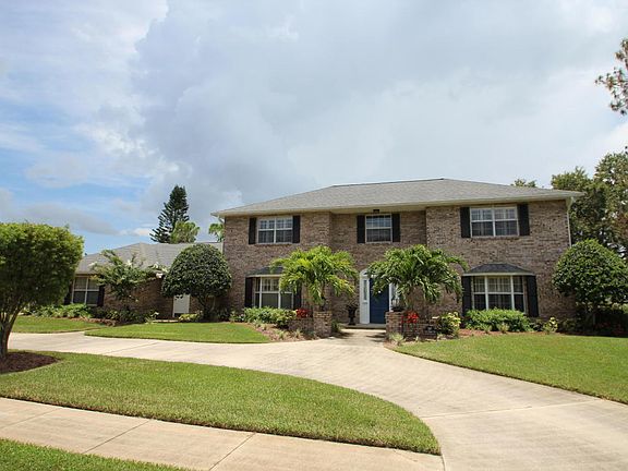 3rd image of 597 Lake Ashley Cir