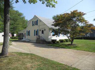 164 Reeves Rd, Angola, NY 14006