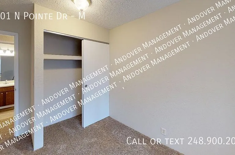 3001 N Pointe Dr #M — Photo 9