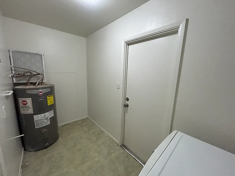 2060 W Peralta Ave — Photo 8