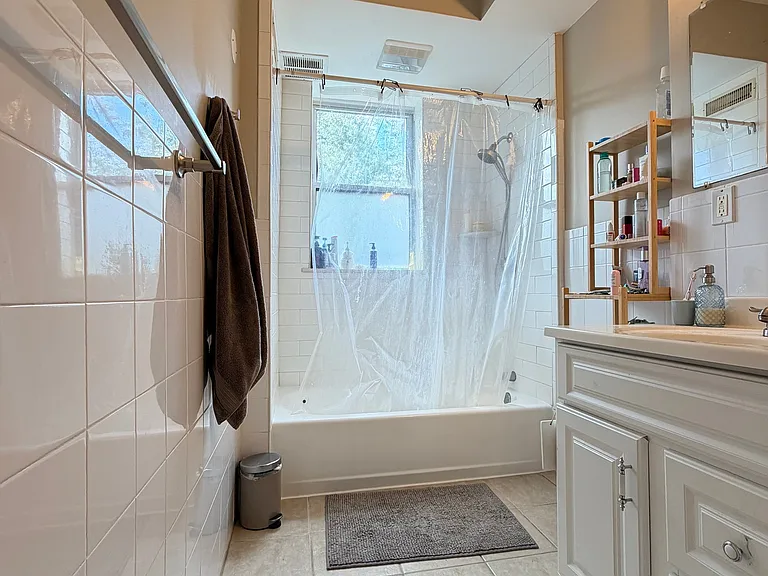 10 Radcliffe Rd #5A — Photo 8