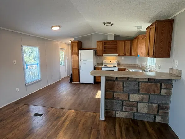 30841 Clyde Ln, Hockley, TX 77447