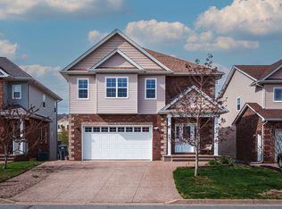 33 Sedgewick Pl, Bedford, NS B4A 0G5