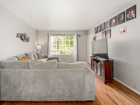 5th image of 2517 Hydraulic Rd APT 73