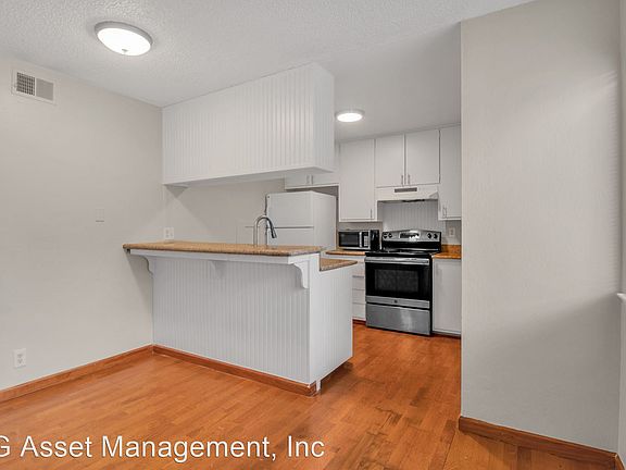 4th image of 917 Gilchrist Walkway APT 1