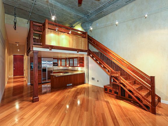 2nd image of 601 4th St Unit 124