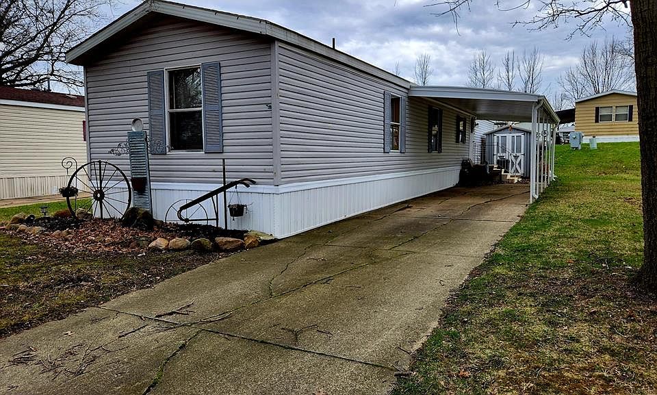 1st image of 89 Harold Dr
