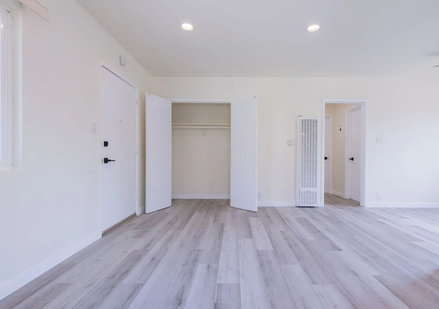 Pullman Lane Residences — Photo 3