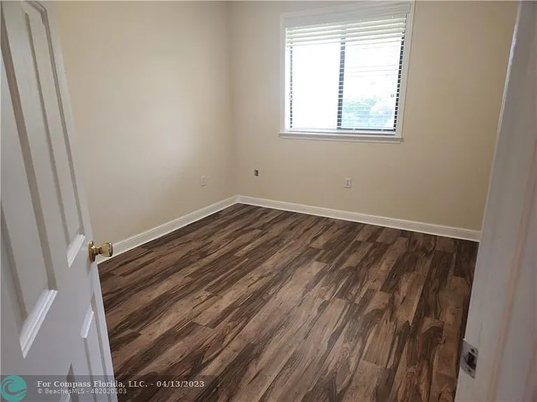 6094 Live Oak Ct #A — Photo 14