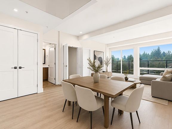 4th image of 2233 156th St #408