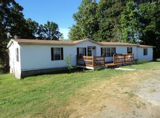 13304 Old Richmond Rd, Keeling, VA 24566