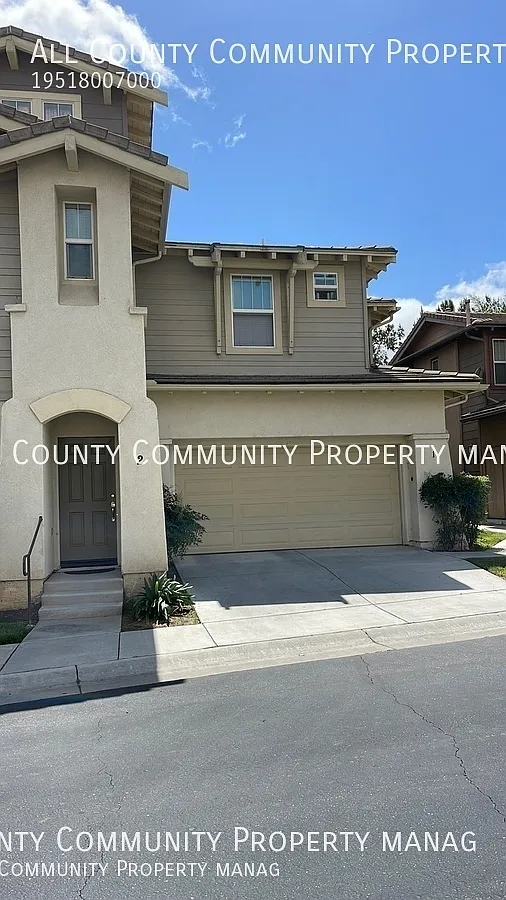 Building Photo - 24733 Ridgewalk St #2