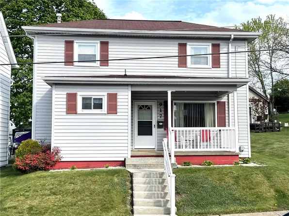 917 Howell St, Vandergrift, PA 15690