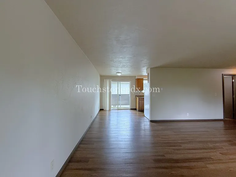 403 S Ivy St — Photo 8