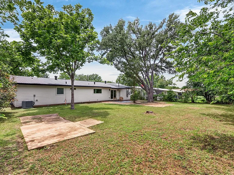 5102 Ravensdale Ln — Photo 25