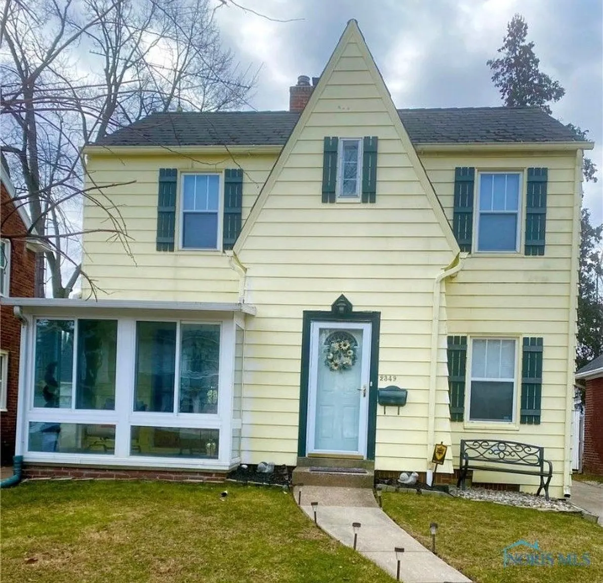 2349 Portsmouth Ave photo 1