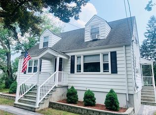 94 Montowese Ave, North Haven, CT 06473