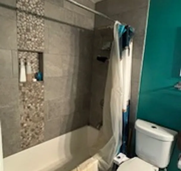 817 E San Miguel St #3 — Photo 9