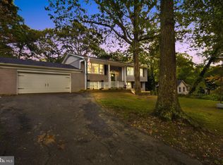 5770 Long Beach Dr, Saint Leonard, MD 20685