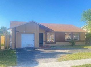 8206 SW 20th St, Pompano Beach, FL 33068