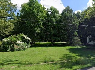 3220 S Park Ave, Springfield, IL 62704