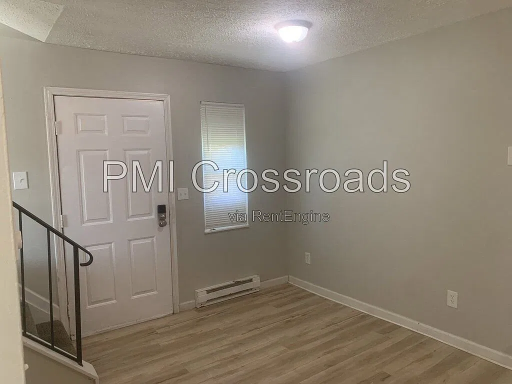 2 bed, 1.0 bath, 765 sqft, $954 — Photo 4