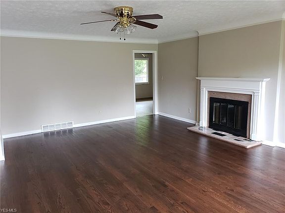 5th image of 26500 Hilliard Blvd