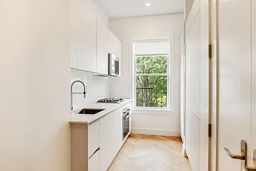 Rented by Akelius Real Estate Management