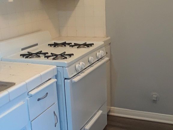 3rd image of 11893 Truro Ave