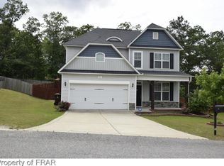 73 Ginseng St, Spring Lake, NC 28390