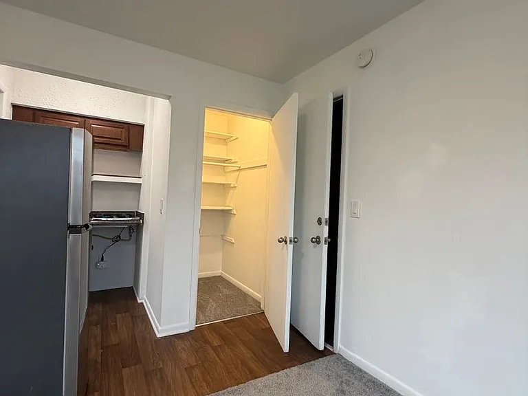 22715 Martin Rd #C3 — Photo 2