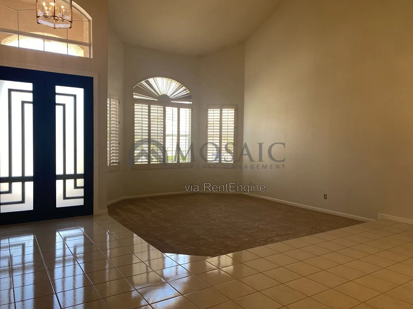 5 bed, 3.0 bath, 3030 sqft, $3,295 — Photo 3